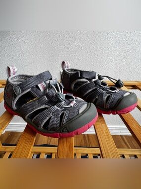 KEEN | Seacamp II CNX Pink/Gray